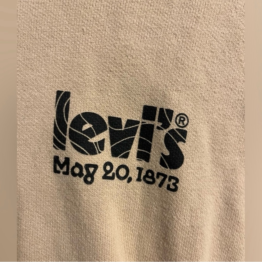 Levi’s Hoodie - Picture 2 of 6